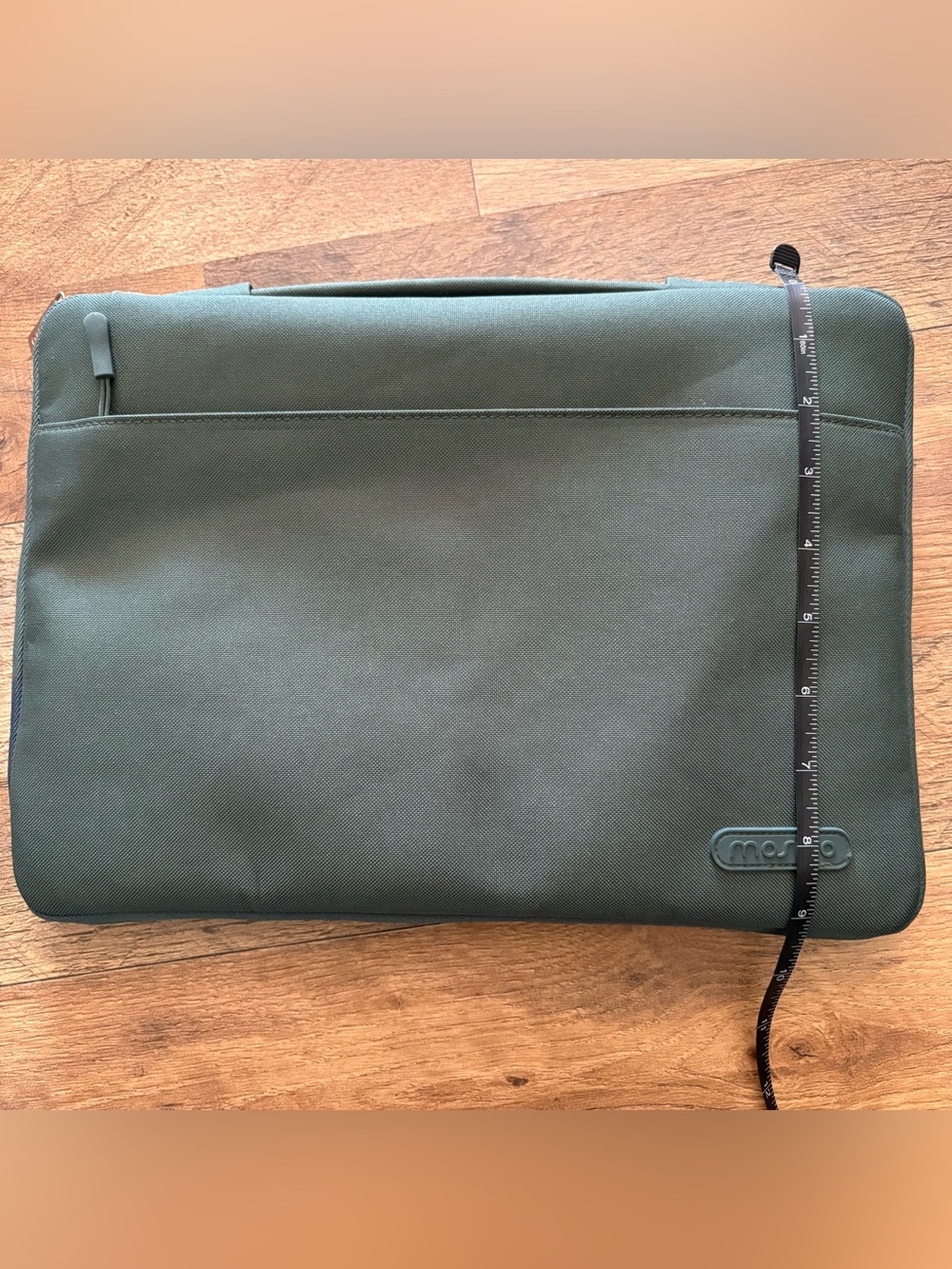 Incase Green Laptop Sleeve - Picture 10 of 12
